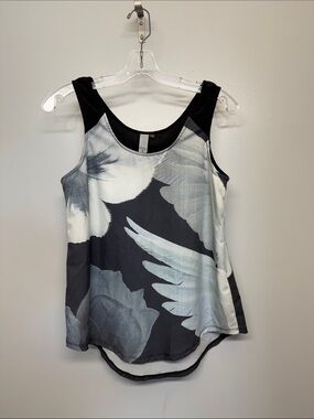 Three Stones Anthropologie Women's Black & White Floral Feather Tank Top